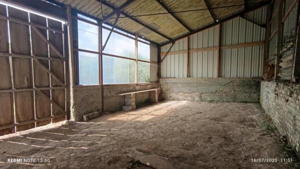 MAISON GARAGE HANGAR GRAND JARDIN