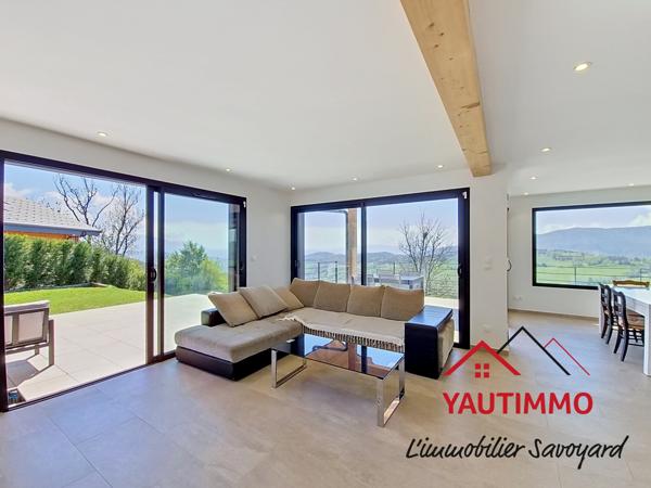 Bogève (74250) Maison contemporaine poteaux-poutres 150 m² avec vue panoramique – 3 chambres – Bogève Vallée Verte