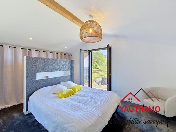 Bogève (74250) Maison contemporaine poteaux-poutres 150 m² avec vue panoramique – 3 chambres – Bogève Vallée Verte