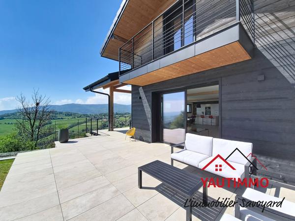 Bogève (74250) Maison contemporaine poteaux-poutres 150 m² avec vue panoramique – 3 chambres – Bogève Vallée Verte
