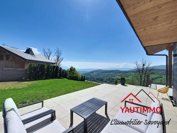 Bogève (74250) Maison contemporaine poteaux-poutres 150 m² avec vue panoramique – 3 chambres – Bogève Vallée Verte