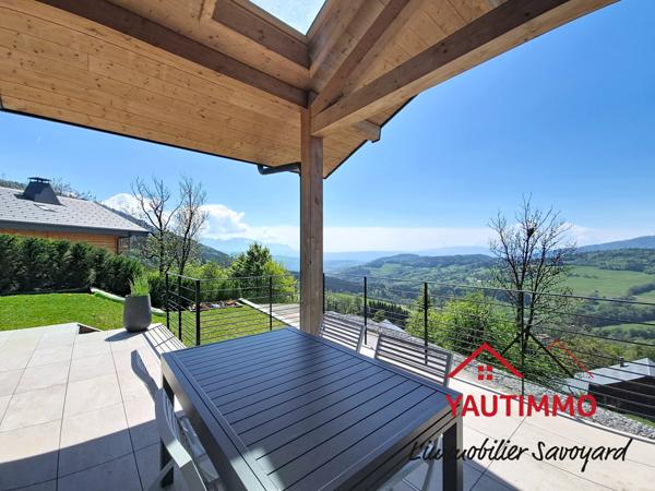 Bogève (74250) Maison contemporaine poteaux-poutres 150 m² avec vue panoramique – 3 chambres – Bogève Vallée Verte