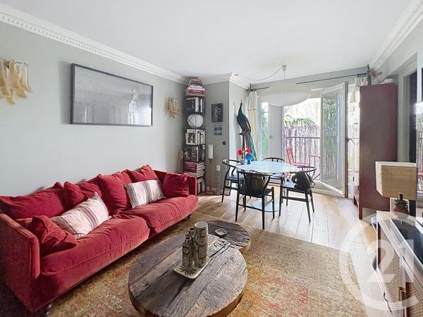 Appartement F2 à vendre  2 pièces - 44 m 2   PARIS  - 75018