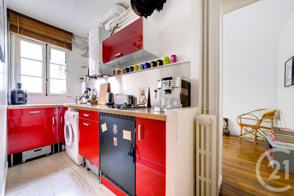 Appartement F2 à vendre  2 pièces - 44 m 2   PARIS  - 75018