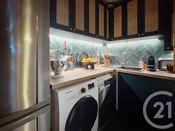 Appartement F2 à vendre  2 pièces - 44 m 2   PARIS  - 75018