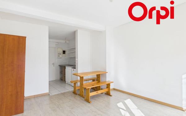 Immeuble à vendre    4 pièces •  Bernay