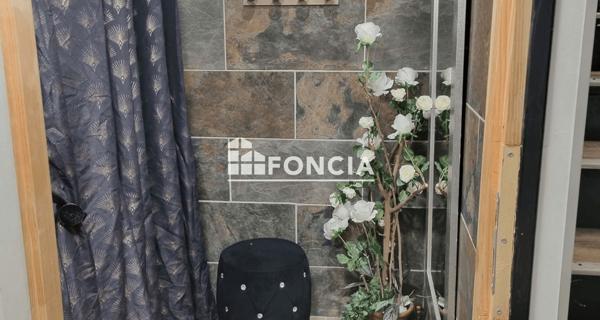 À vendre Local commercial 97 m² - Gardanne 13120