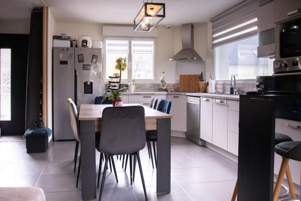 Maison contemporaine au calme