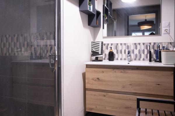 Maison contemporaine au calme