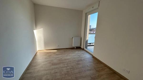 Appartement à louer 3 pièces 65.85m² Mulhouse (68200)