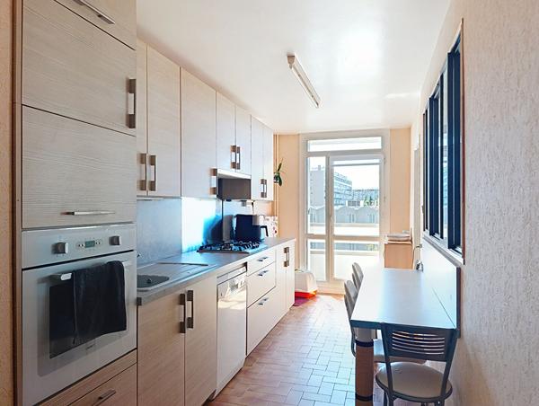 EXCLUSIVITÉ - SAINT-ÉTIENNE LA MÉTARE - PARC DE L'EUROPE| T5 88,34 m² | 3 CHAMBRES + 4EME POSSIBLE | 3 BALCONS | PARKING PRIVATIF & CAVE