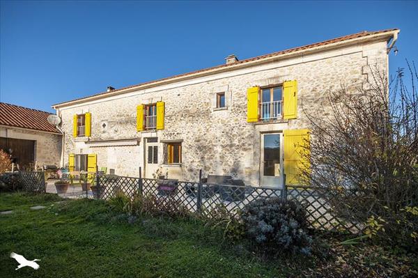 Maison à vendre |  Léguillac-de-Cercles |  8 pièces | 233 m²