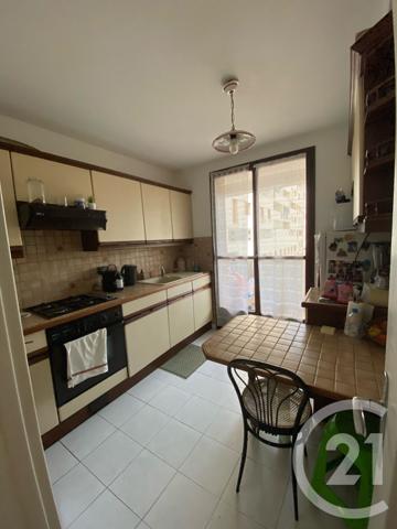 Appartement à vendre  4 pièces - 68,90 m2 MARSEILLE - 13004