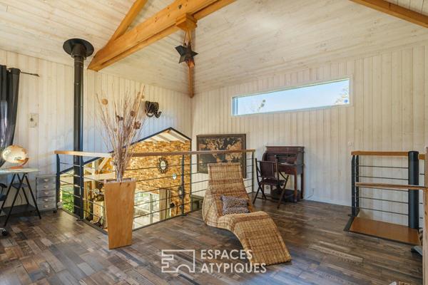 Maison d’architecte avec piscine en surplomb de rivière