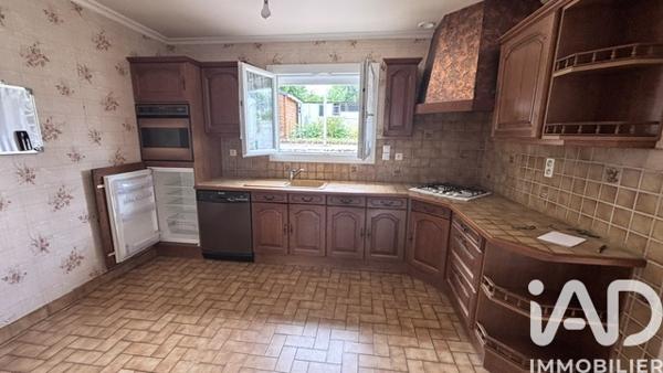 Maison à vendre 5 pièces 107,29 m² Châteauneuf-du-Faou