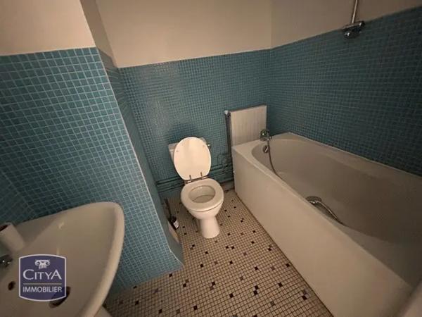 Appartement à vendre 1 pièce 36.82m² Rouxmesnil-Bouteilles (76370)