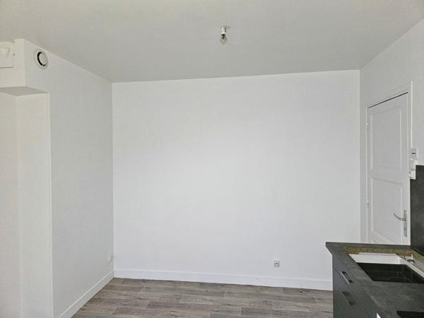 Bel appartement rénové sur front de mer, vue magnifique, 57 m2