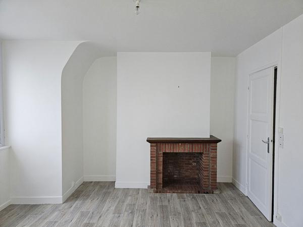 Bel appartement rénové sur front de mer, vue magnifique, 57 m2