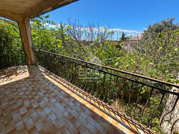 MARSEILLE 13015 - Maison T5 de 140m2 sur 573m2 avec garage