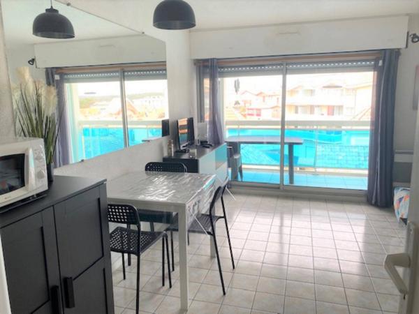 Studio proche Océan avec balcon et parking