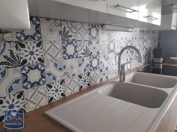 Appartement à louer 2 pièces 50.46m² Mâcon (71000)