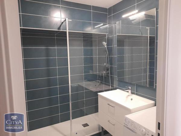 Appartement à louer 2 pièces 50.46m² Mâcon (71000)