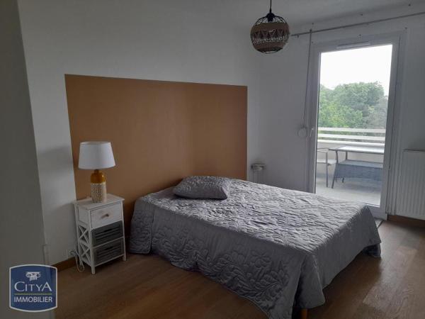 Appartement à louer 2 pièces 50.46m² Mâcon (71000)