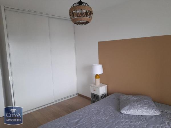 Appartement à louer 2 pièces 50.46m² Mâcon (71000)