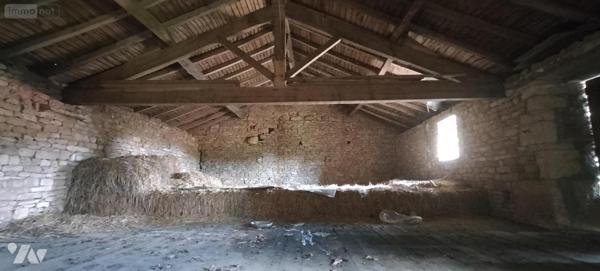 Maison à vendre à Vanzay dans les Deux-Sèvres (79120), ref : MR1699