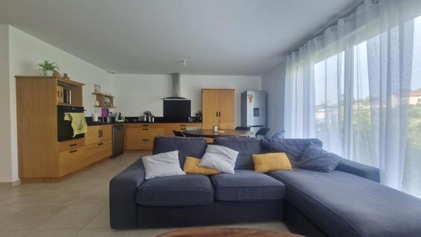 Maison à SAINT-HILAIRE-DE-VILLEFRANCHE, 17770 - 4 pièces 91m²