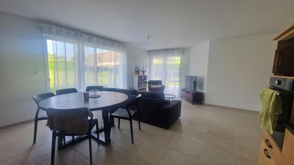 Maison à SAINT-HILAIRE-DE-VILLEFRANCHE, 17770 - 4 pièces 91m²