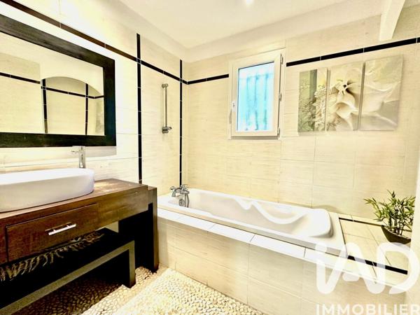 Maison à vendre 5 pièces 114 m² Orange