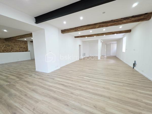 Maison de village de 345 m²