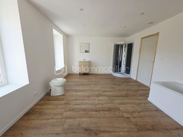 Maison de village de 345 m²