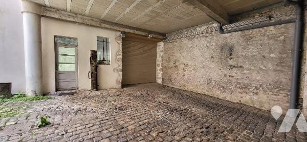 ENSEMBLE IMMOBILIER DANS PROVINS