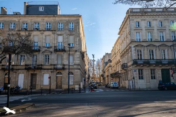 Appartement à vendre 493 500 € Bordeaux 3 p 95 m² DPE E