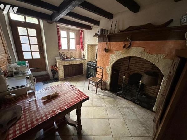 Maison centre-bourg de Catus avec grange, jardin et piscine