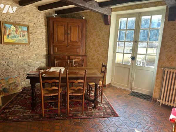 Maison centre-bourg de Catus avec grange, jardin et piscine