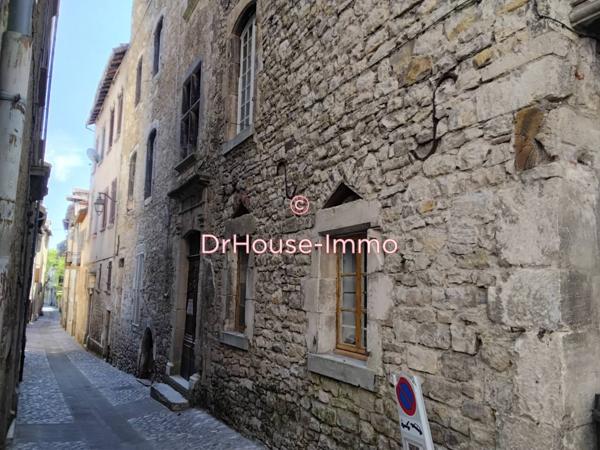 Immeuble à vendre 17 pièces de 420 m²