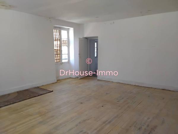 Immeuble à vendre 17 pièces de 420 m²