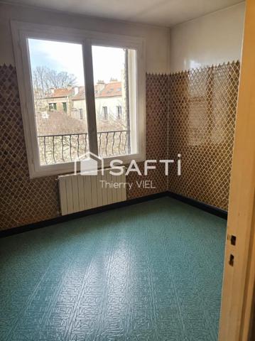 MONTREUIL CENTRE - APPT 4P - 80M2 - JARDIN - A RENOVER