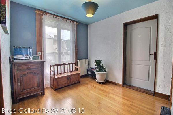 60160 MONTATAIRE limite NOGENT Pavillon 3 chambres 1 bureau 1 garage