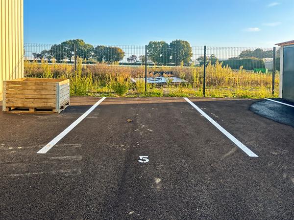 Entrepôt de 135,81m2 PERIGNY SUR YERRES