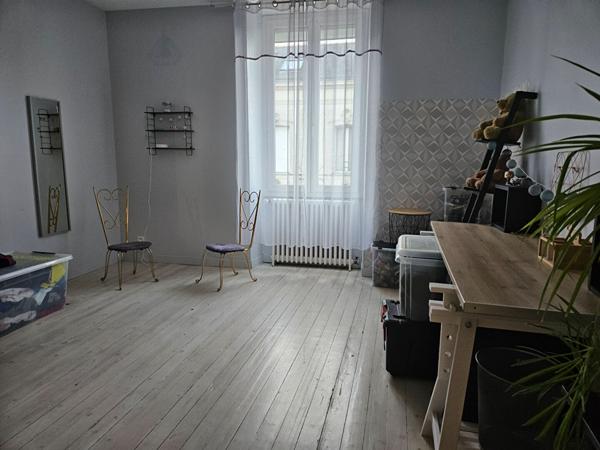 Maison de ville familiale rénovée -DURTAL -30min d'ANGERS 10min de la FLECHE