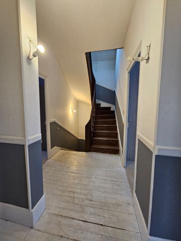 Maison de ville familiale rénovée -DURTAL -30min d'ANGERS 10min de la FLECHE