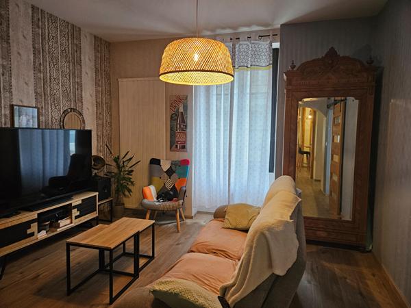 Maison de ville familiale rénovée -DURTAL -30min d'ANGERS 10min de la FLECHE