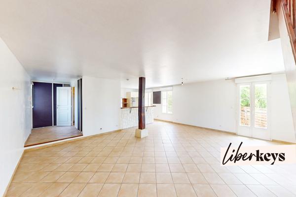 Maison en pierre T5 - 2 jardinets - 2 places de parking