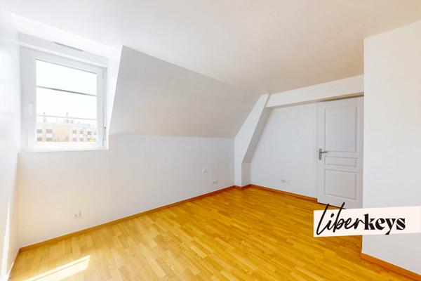 Maison en pierre T5 - 2 jardinets - 2 places de parking
