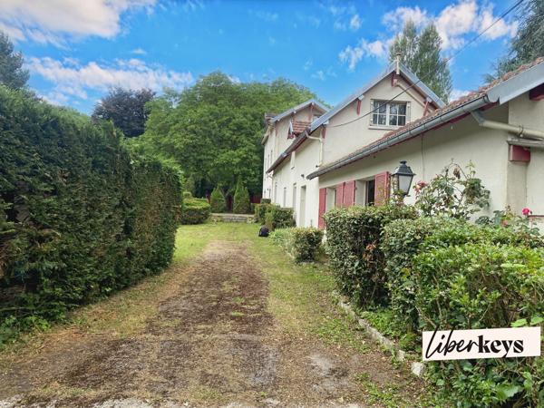 Propriété de 221 m² carrez zt 274 m² surface totale de 7 pièces dans le Vexin à la lisière de la Troesne à Trie-Château 60590 