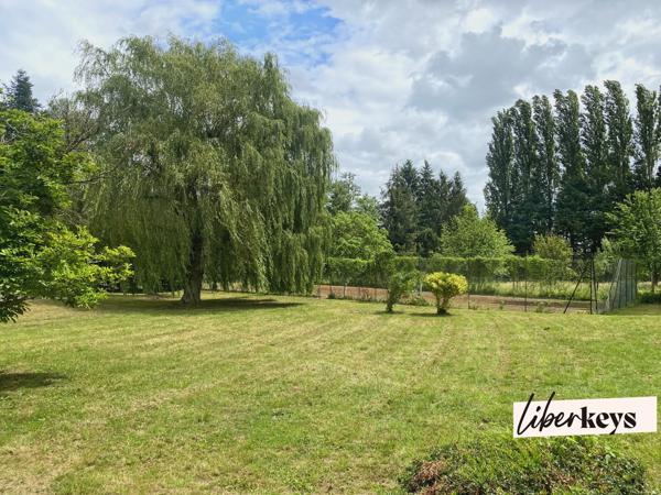 Propriété de 221 m² carrez zt 274 m² surface totale de 7 pièces dans le Vexin à la lisière de la Troesne à Trie-Château 60590 